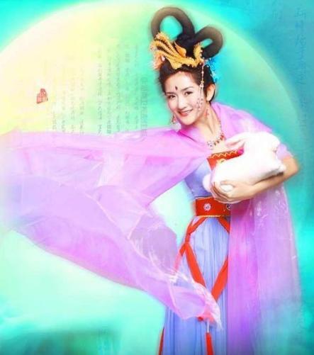 謝娜模仿的八大角色，白娘子嫦娥上榜，相似度達到90%