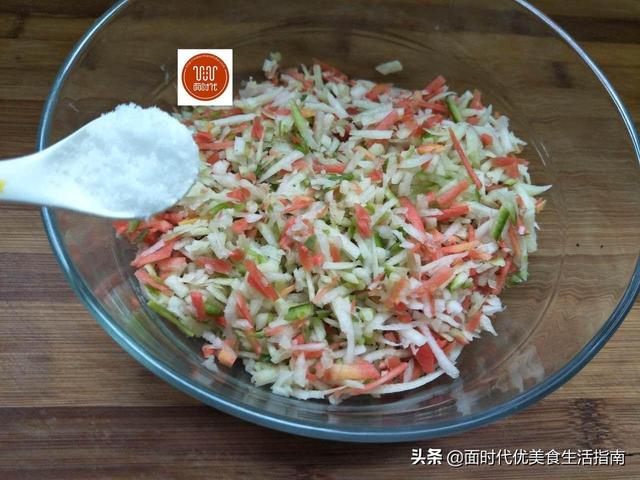 蘿蔔丸子好吃有秘訣，多加這一步，做出來外酥里嫩，涼了不硬