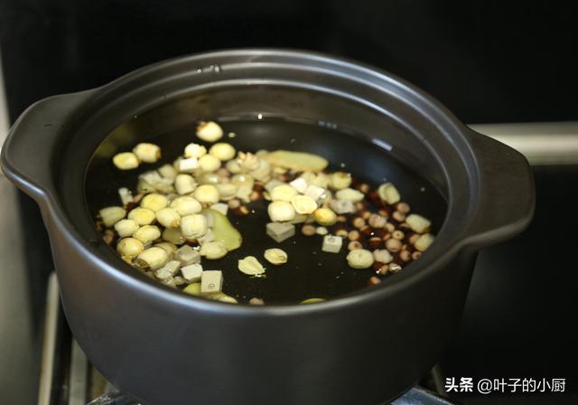 農曆五月是「毒五月」，此湯，流傳千年的皇室秘方，煲一鍋全家喝
