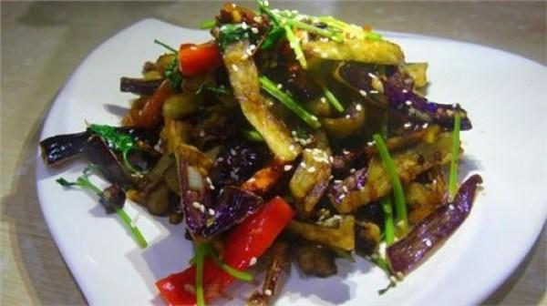 茄子學會這樣做、比紅燒茄子好吃多啦 快去試試吧