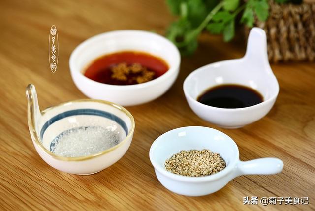 喝酒吃肉是一種境界，這道美味搭配這款好酒，好吃特滿足