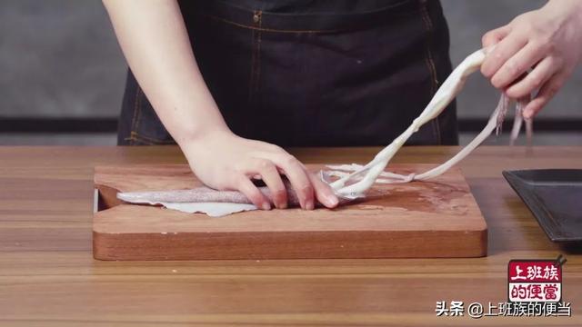 魷魚切開的這一瞬間，太香了，人間美味！