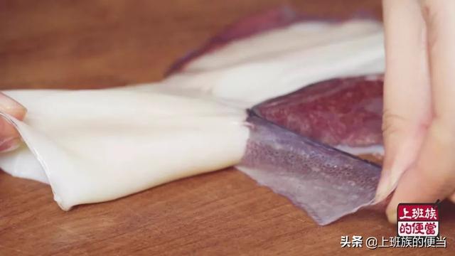 魷魚切開的這一瞬間，太香了，人間美味！