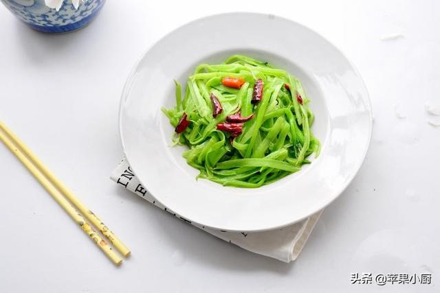 吃菠菜不吃葉，一年當中，只有春夏之交適合吃這個部位，又脆又嫩