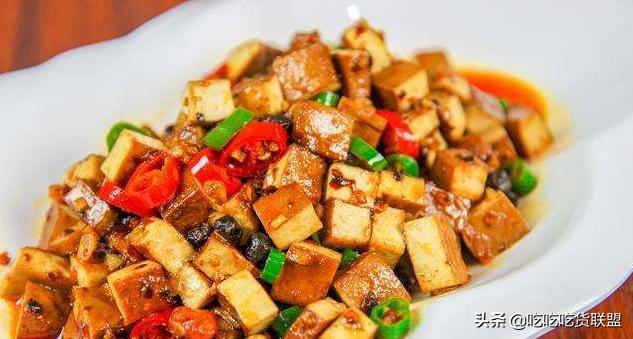 8道家常素菜的做法,沒肉也照樣吃得香!