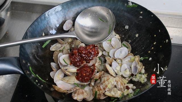 花蛤這樣做才好吃，大廚教你秘製做法，吐沙乾淨沒腥味