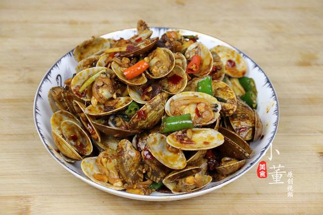 花蛤這樣做才好吃，大廚教你秘製做法，吐沙乾淨沒腥味