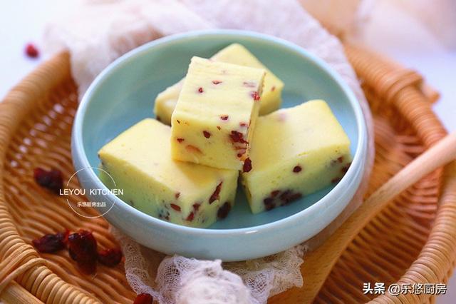 蒸出來的夏日點心，拌好麵糊就上鍋，口感比蛋糕還好，家家都能做