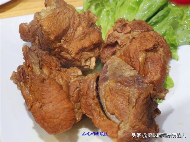 6個人吃了350元，東北菜就是這麼豪爽