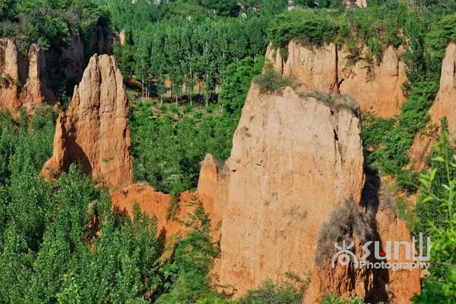 獨特地貌奇觀深藏濟南山村，雖是大自然無心之作，卻歷時千年