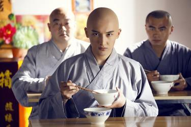 專家在敦煌發現「佛缽」畫錯，國外一件文物，卻證明壁畫是正確的