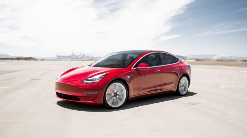 車系最便宜中國製Tesla今首賣　第一輛3分鐘就成交 | 車壇新訊