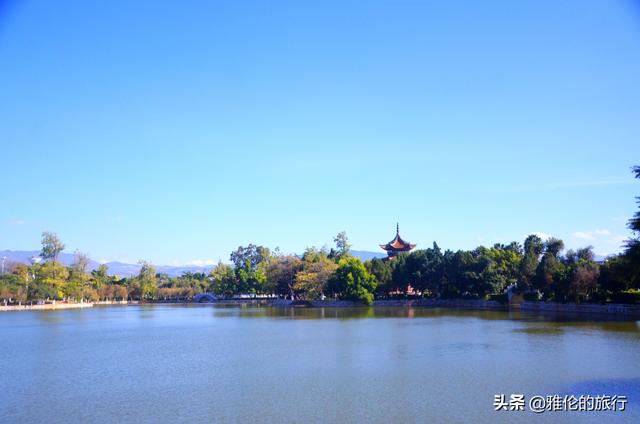 雲南這座公園在開玩笑？一個市內湖泊還能美成這樣！我能玩一天