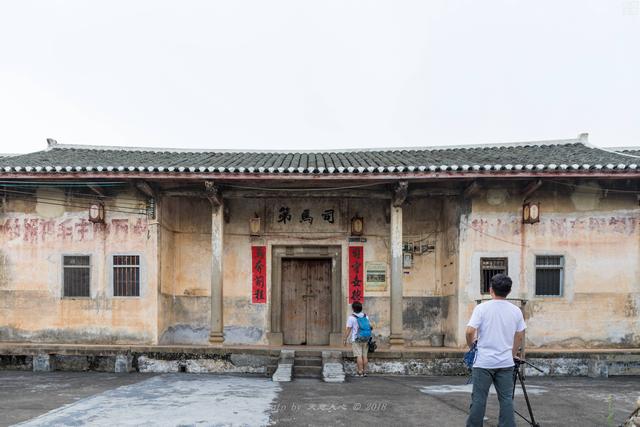 離河源市僅有一小時車程，隱藏著一個千年歷史的客家四角樓古村落