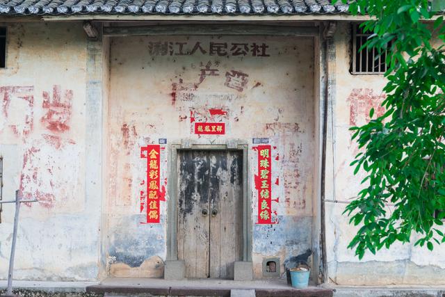 離河源市僅有一小時車程，隱藏著一個千年歷史的客家四角樓古村落