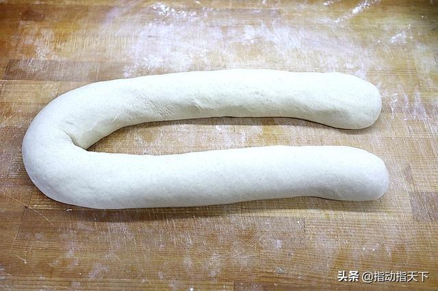 喜歡吃包子的看過來，教你動手做「豬油渣蘿蔔雜糧包」，相當好吃