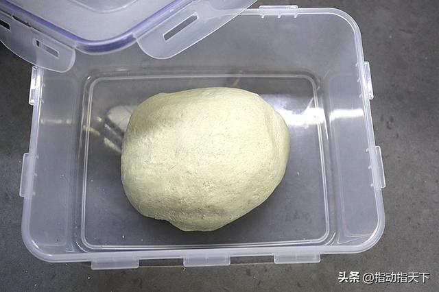 喜歡吃包子的看過來，教你動手做「豬油渣蘿蔔雜糧包」，相當好吃