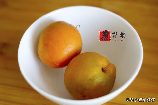 北方這水果正火熱上市，16一斤比玻尿酸強，天熱吃皮膚紅潤顯年輕