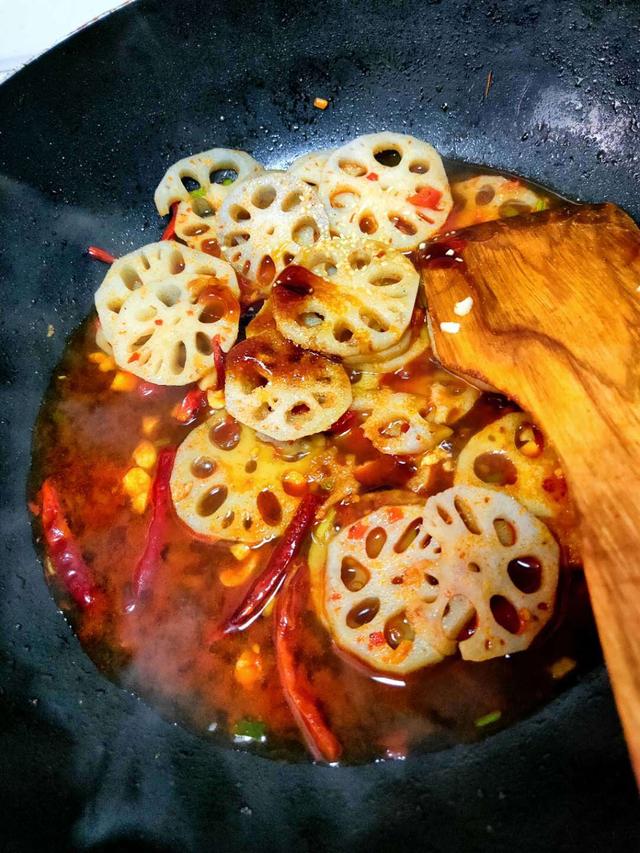 這樣做的香辣藕片最下飯
