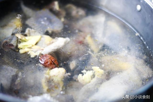 夏天，多給孩子喝這湯，再貴也不要省，個子猛長身體棒，對眼睛好