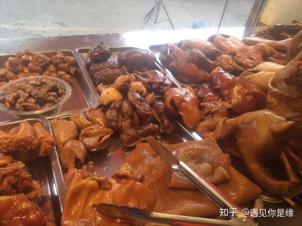 滷菜店裡賣的滷菜為什麼老遠都能聞到香味？