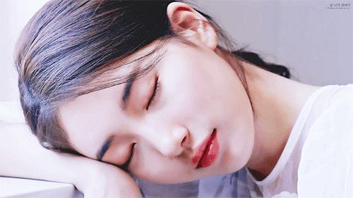 這兩種類型的女朋友，你更偏好哪一個？