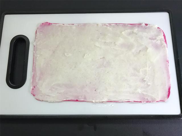 夏天，孩子就愛吃這早餐，清爽不膩，卷一卷，比蛋糕還好吃