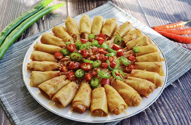 又香又辣不怕胖——麻辣豆皮金針菇卷