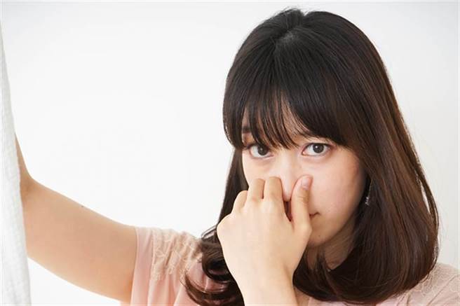 兒子房間有熟悉腥味 媽媽掀開被子氣炸了
