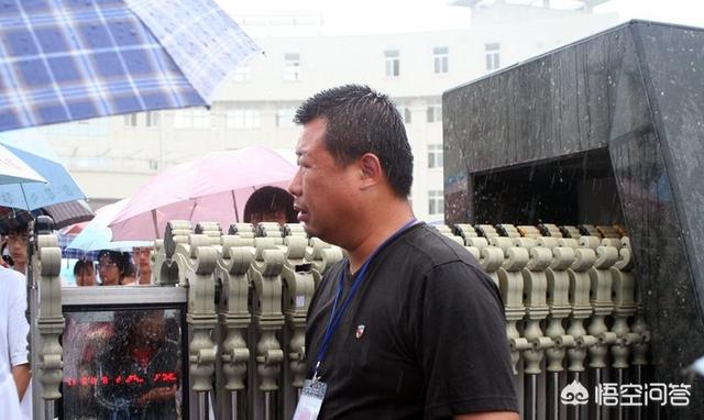 請善待河南10分鐘棄考生和阻攔他的考職人員吧！我們活的都不容易