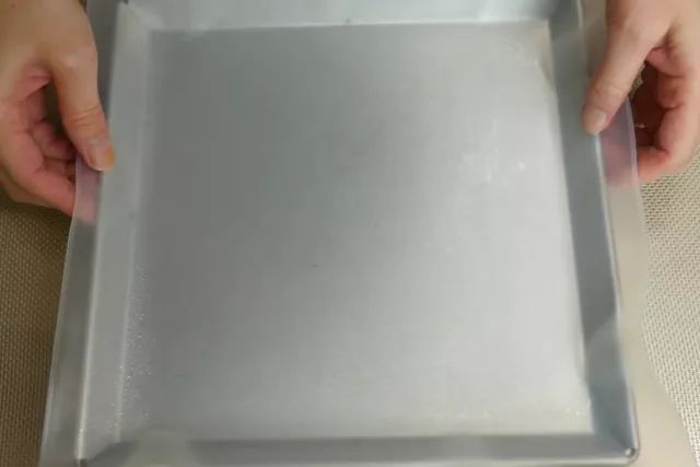 網紅｜香蕉蛋糕卷，這個蛋糕真的很嫩