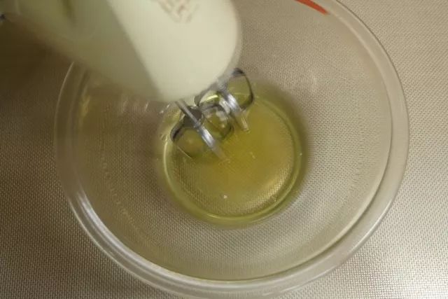 網紅｜香蕉蛋糕卷，這個蛋糕真的很嫩