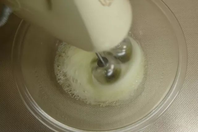 網紅｜香蕉蛋糕卷，這個蛋糕真的很嫩