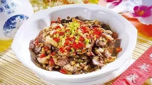 哪一類的菜品，最容易做成標準化？