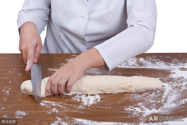 要想麵包體積大，外觀漂亮，關鍵是這些操作要做得到位
