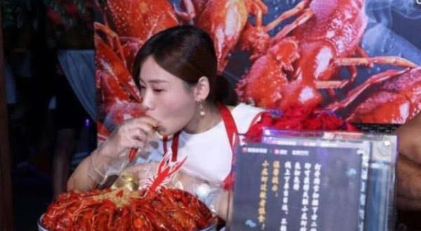 醫生警告: 4樣食物隱藏大量寄生蟲，開水都煮不爛，別再嘴饞了！