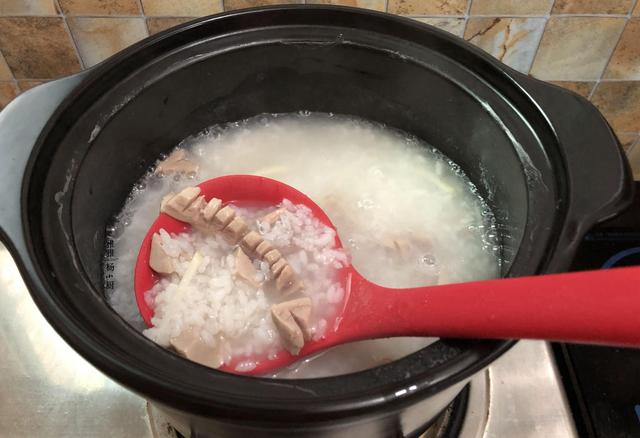 早餐，多給家人吃此粥，隔三差五就饞，營養美味，孩子愛吃