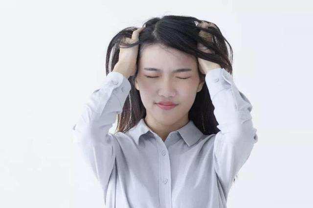 28歲女子，不吸菸、喝酒，確診乳腺癌，醫生：與男友脫不了干係 