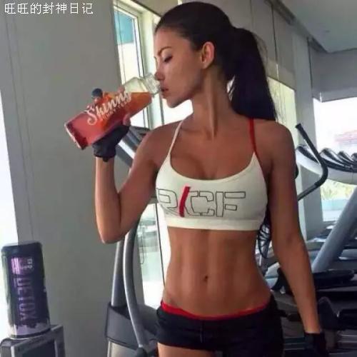 女生馬甲線是怎麼練出來的？除了少吃，還有四個動作要多練