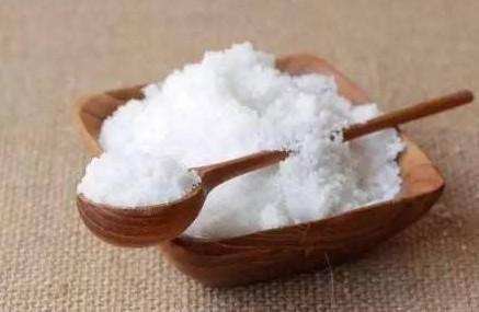 咸檸檬薏仁水鴨湯：滋陰清熱，健脾祛濕