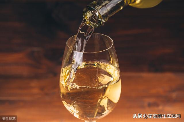 為什麼有些人喝好多年酒，身體都沒事？主要和3個原因有關