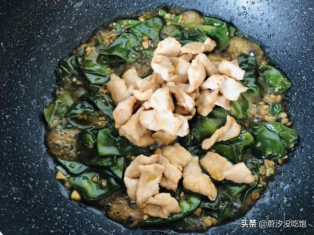 夏天來了，這個菜要多給家人吃，祛濕又消暑，家人常吃脾胃好