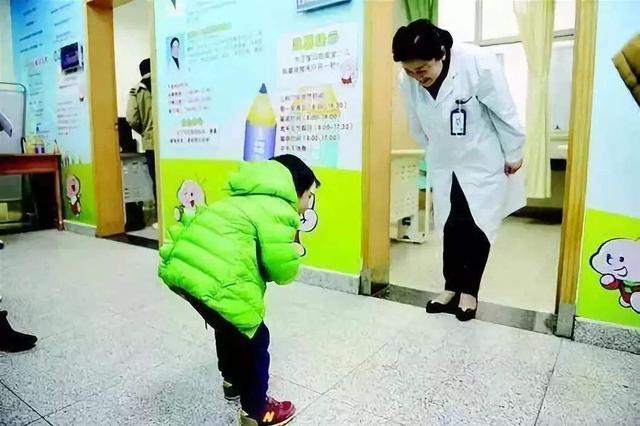 圈養還是散養，這兩種方式讓孩子性格截然不同，相互結合才是王道
