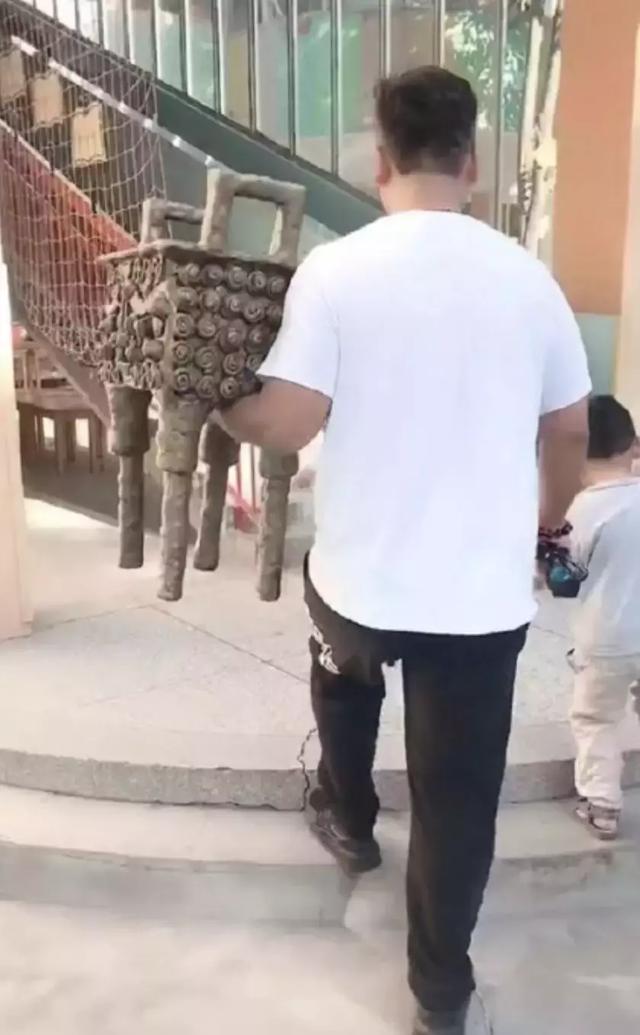 腰間盤不突出，給孩子做的手工作業突出了？做一個合格的家長，難