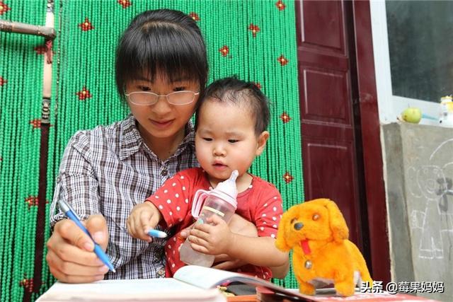 父母學歷低會影響孩子成才？家長懂得三點，孩子想不優秀都難！