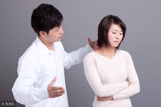 婆婆一直看不起俺是鄉下人，離婚當天，俺爸帶人來家，她蒙住
