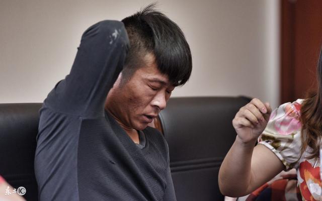 兄妹相依為命十八年，哥哥病危，妹妹卻不見人影，竟不是親生？