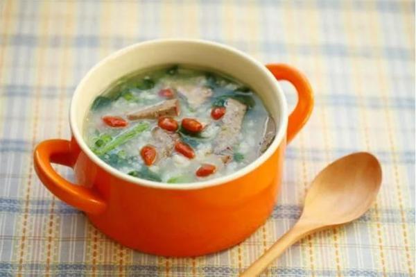 仲夏來了！記得多給孩子喝這8碗粥，讓孩子舒服度夏不生病