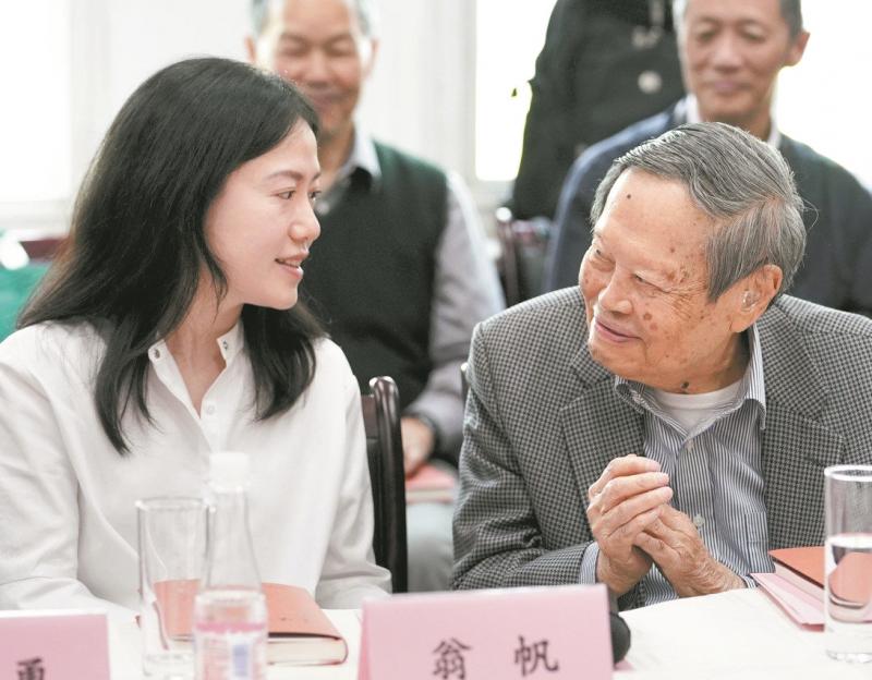 【老少戀有真愛！？】女婿比自己大能接受嗎，為人父母回應超驚人！
