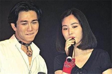 54歲溫兆倫近照曝光！曾帥氣迷人，一年換幾個女友！如今竟變這樣淒慘！臉部僵硬，老到認不出！